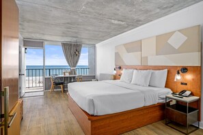 Standard Room, 1 King Bed, Balcony, Ocean View | Premium bedding, in-room safe, desk, laptop workspace