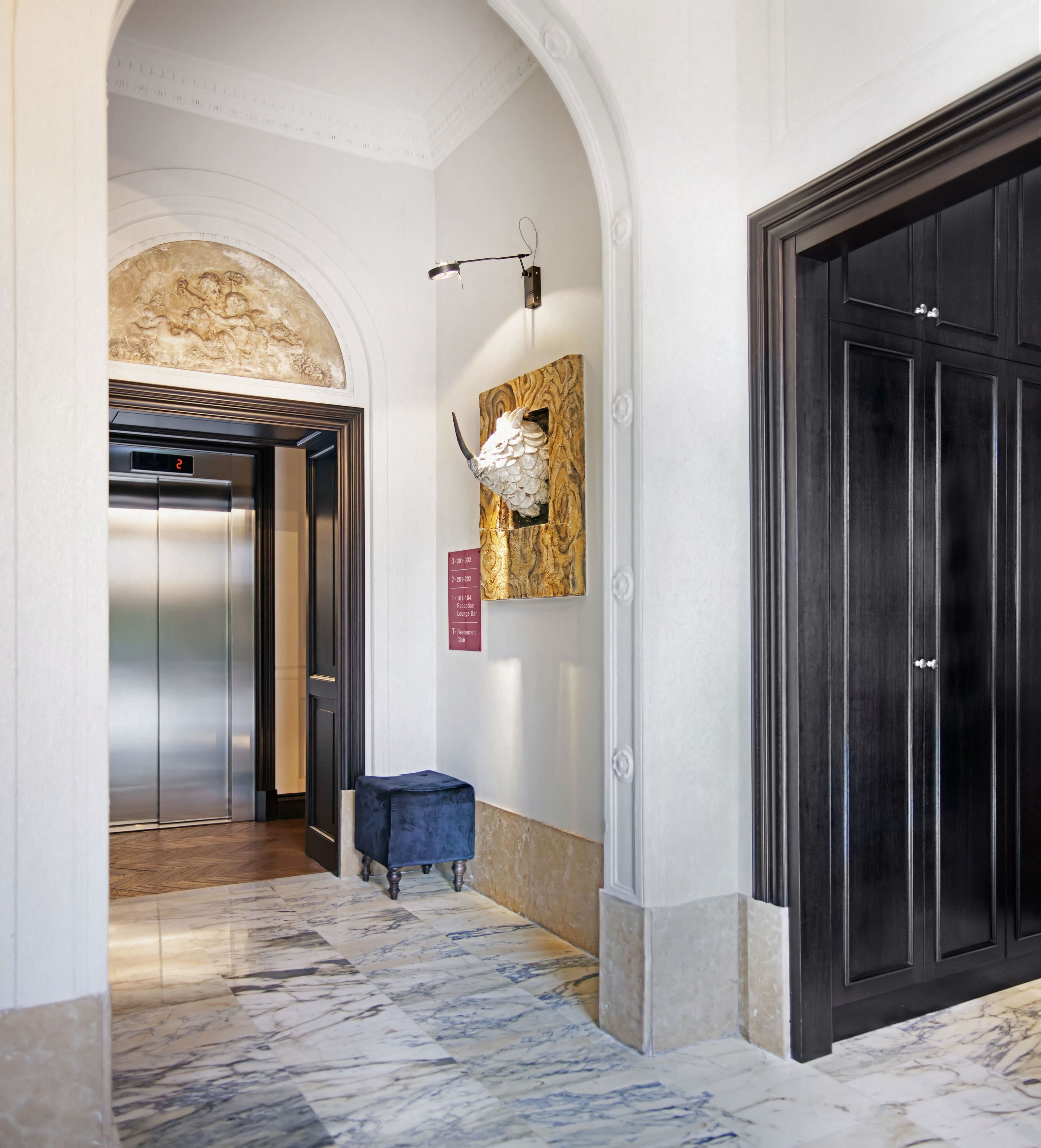 Borne des arrivées/des départs