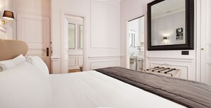 Egyptian cotton sheets, premium bedding, down comforters, minibar - The Corner Roma (Rome)