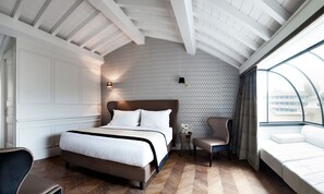 Egyptian cotton sheets, premium bedding, down comforters, minibar - The Corner Roma (Rome)