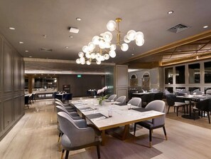 تناول الطعام