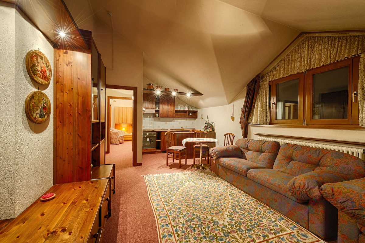 triple room | living area | 32-inch tv with satellite channels