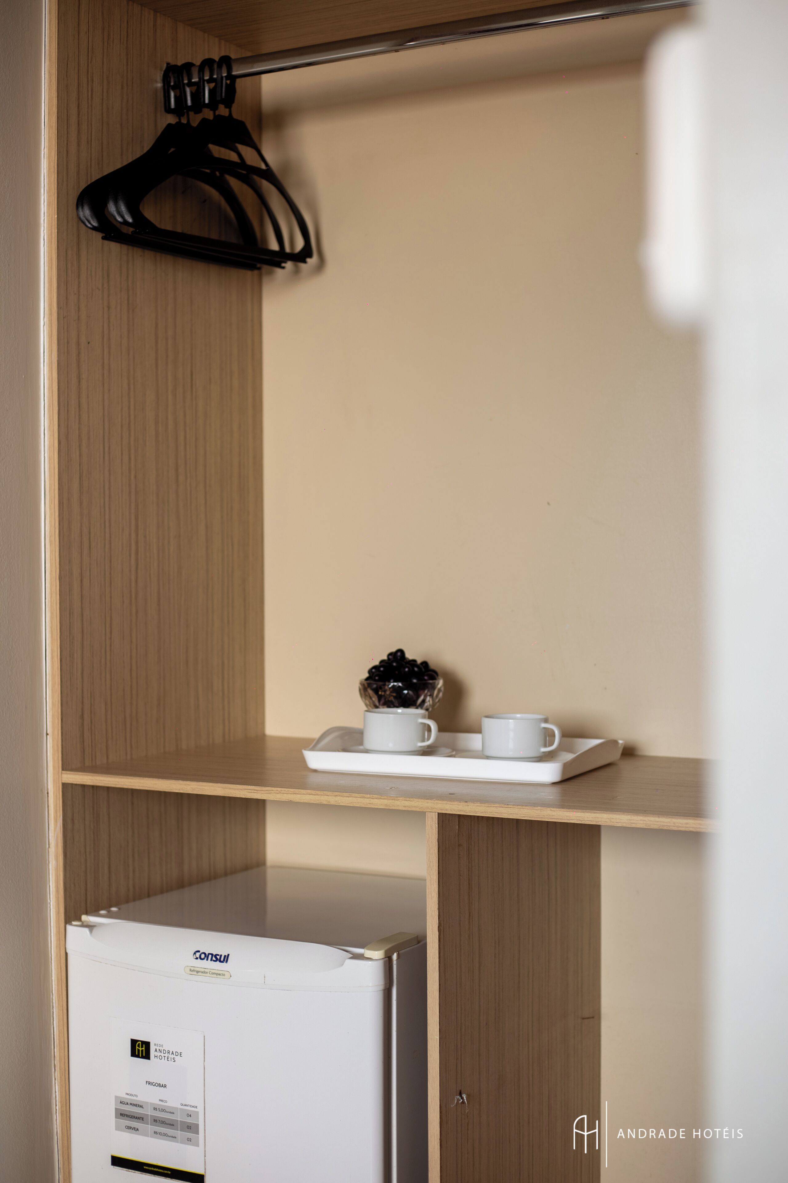 minibar, desk, soundproofing, free wifi