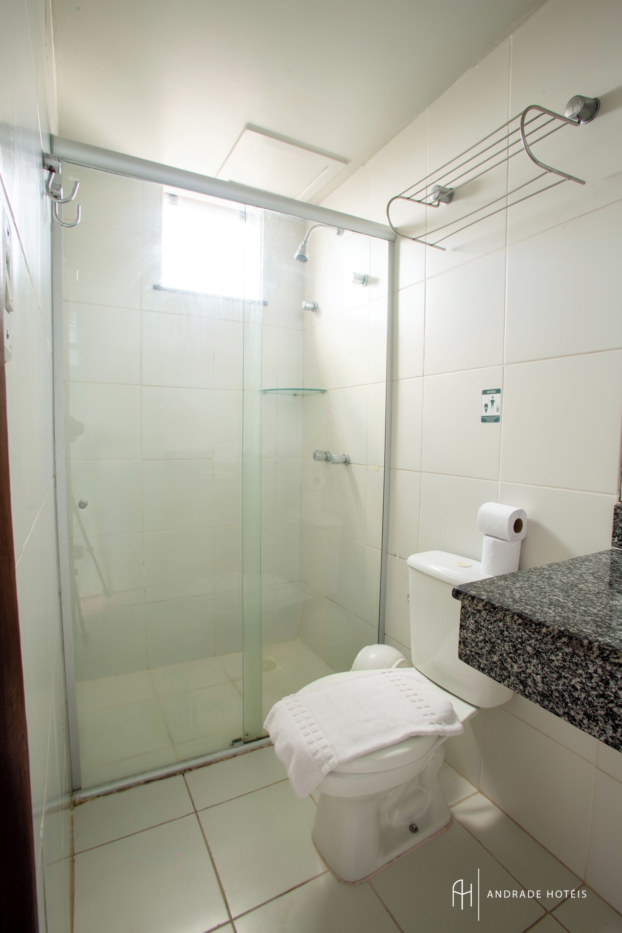 minibar, desk, soundproofing, free wifi