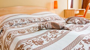 Hypo-allergenic bedding, in-room safe, individually decorated