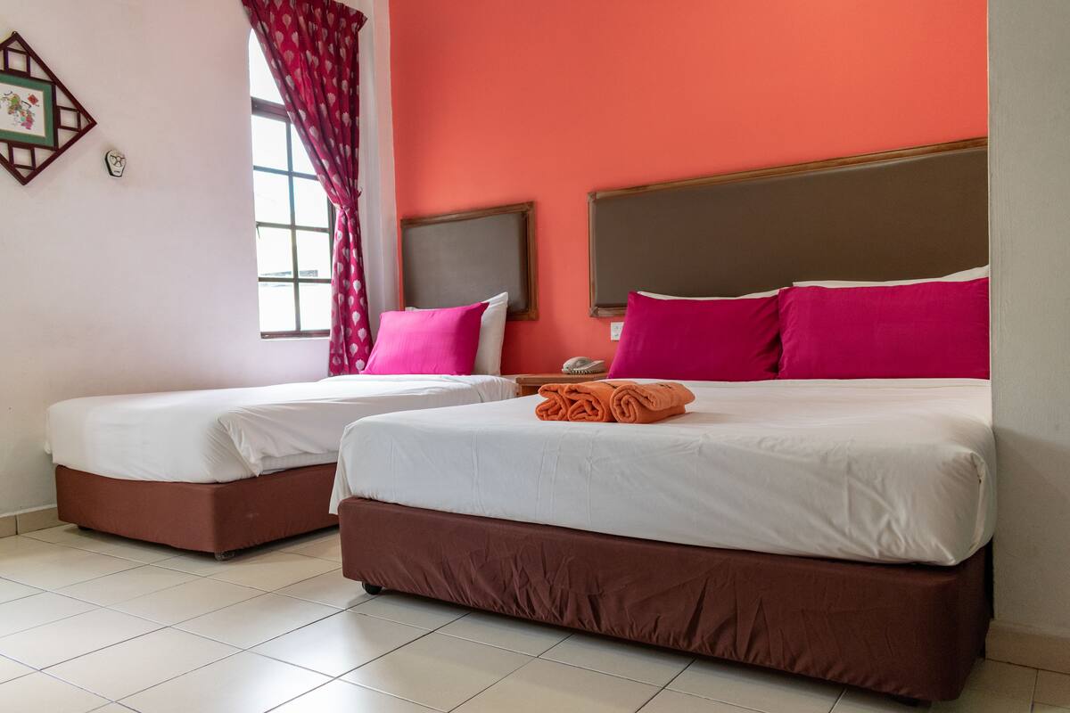 Superior Triple Room | In-room safe, free WiFi
