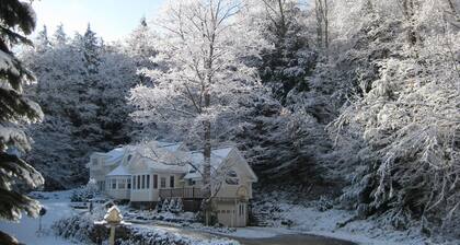 Mountain Valley Retreat