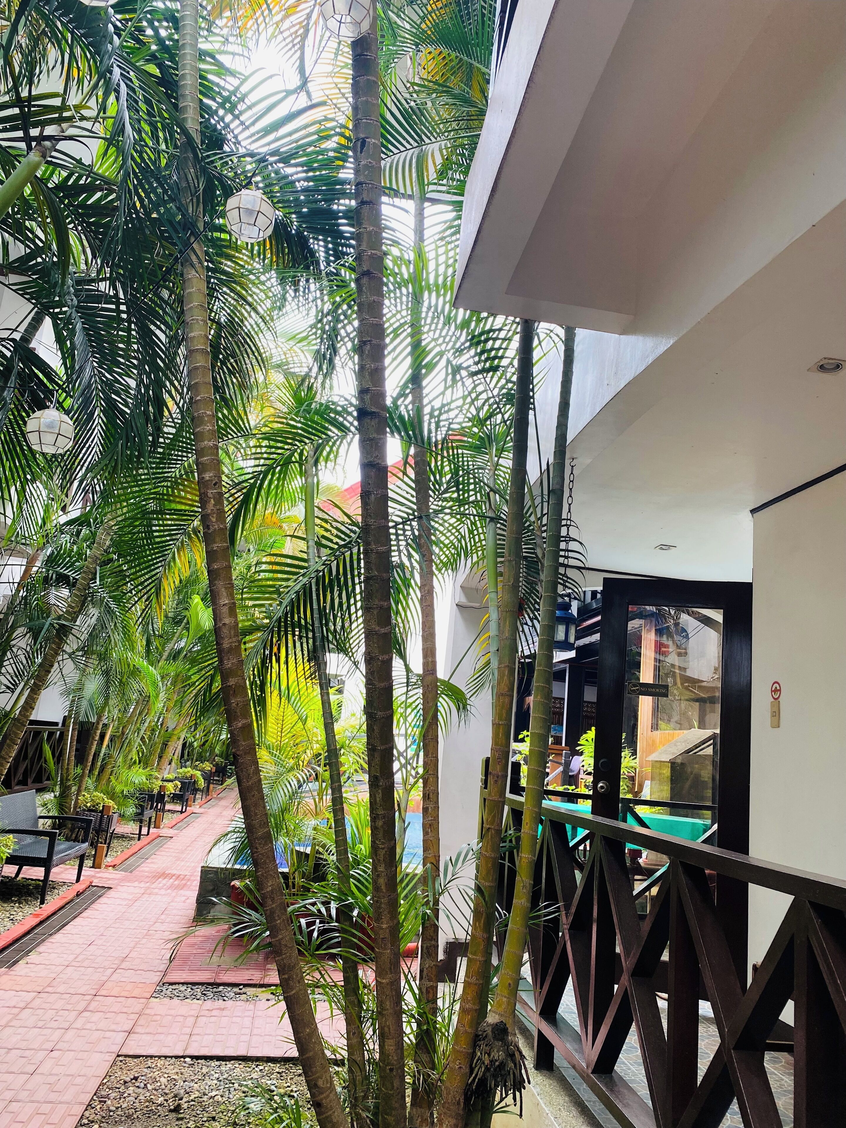 Large Condo | Terrace/patio