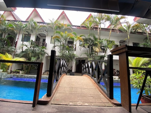 Nirvana Beach Resort