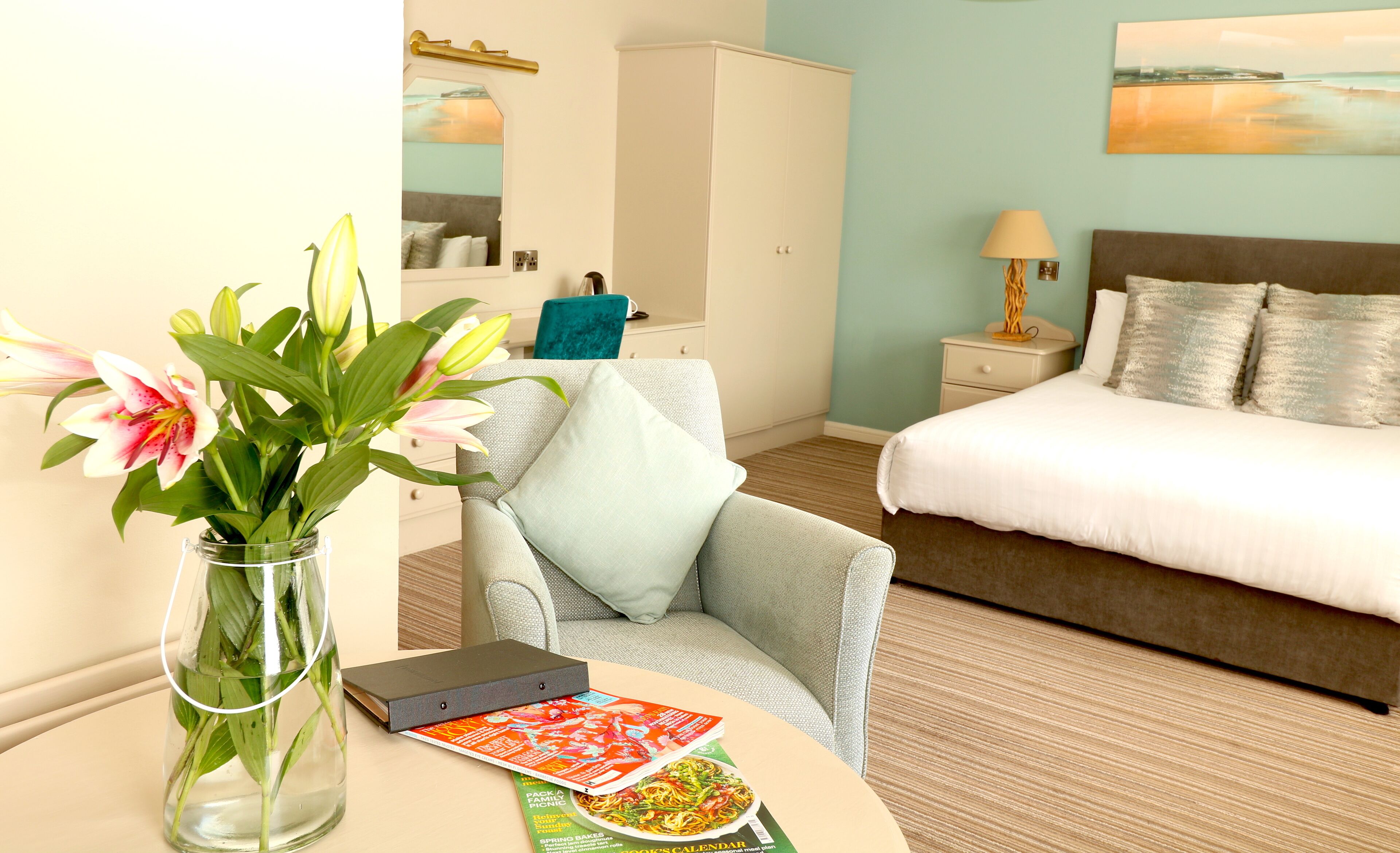 classic double room, terrace | down duvets, desk, free wifi