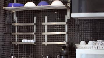 Habitación triple | Cocina privada | Tetera eléctrica