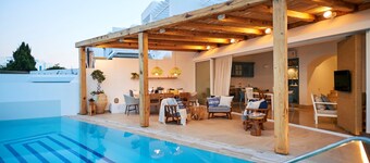 Nausicaa Luxury Villas By Louis Hotels