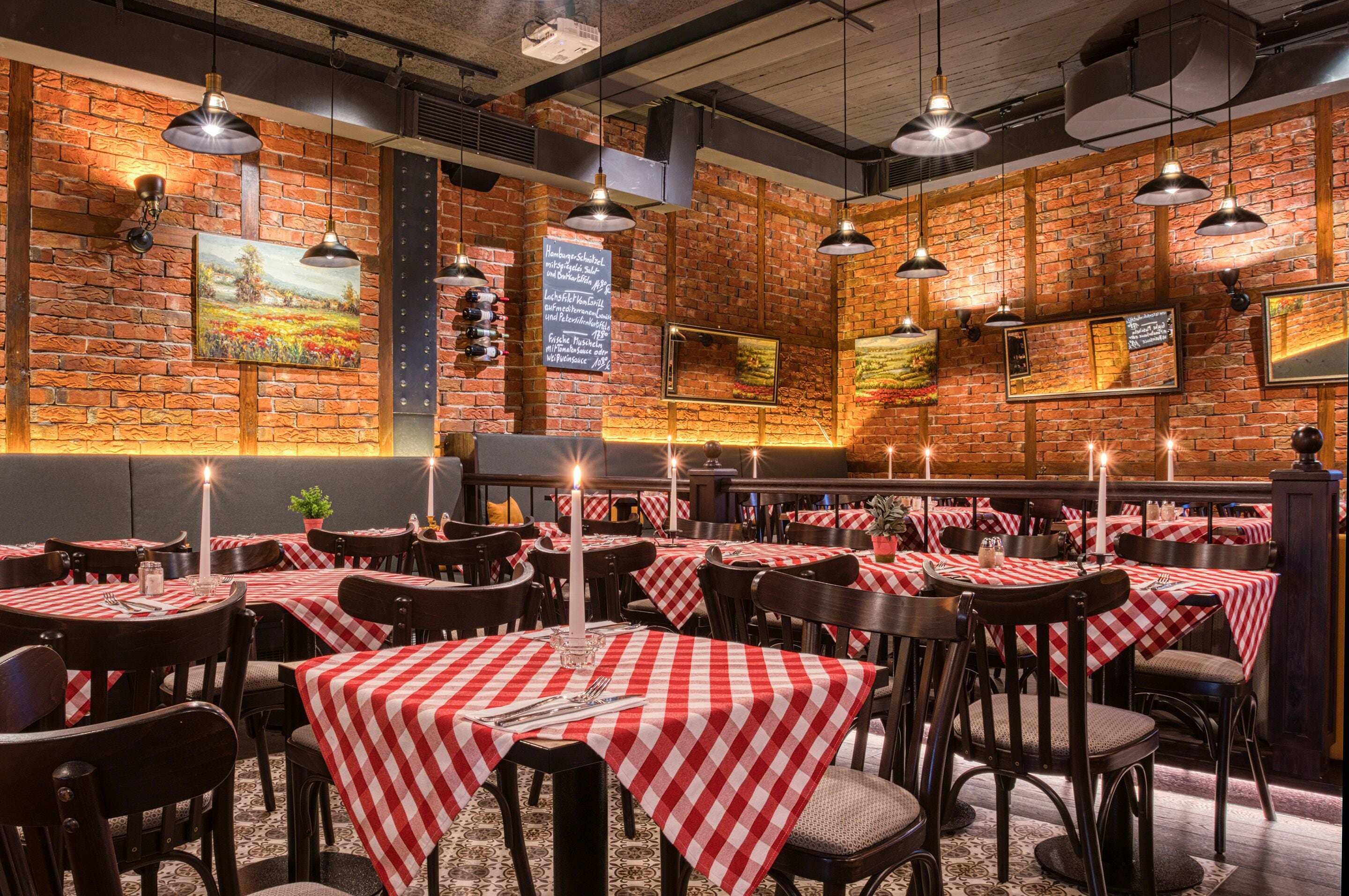 lunch and dinner served, italian cuisine