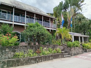 Front of property - The Old Gin House (Oranjestad)