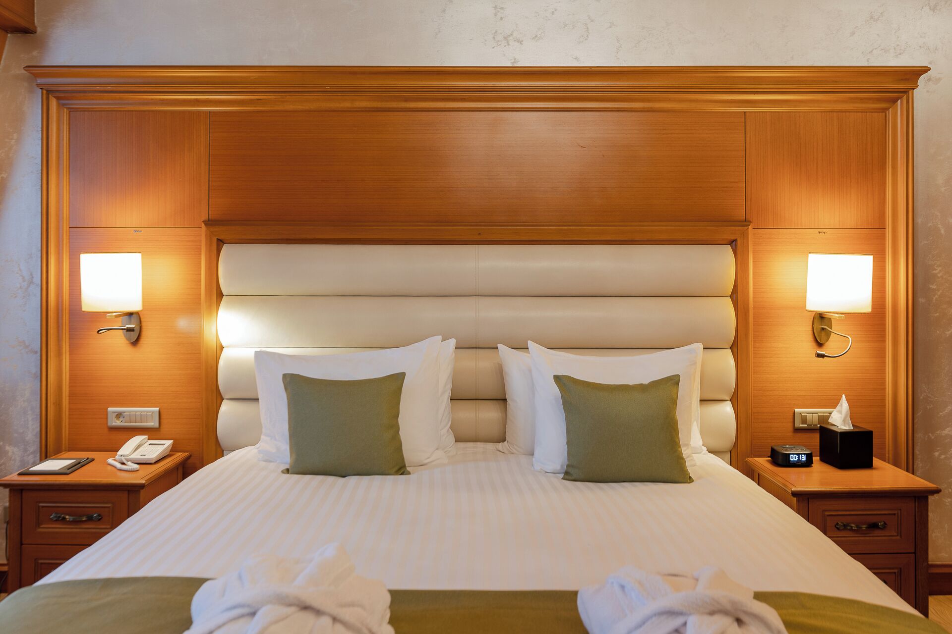 Photo - Hotel London 1889 & Casino