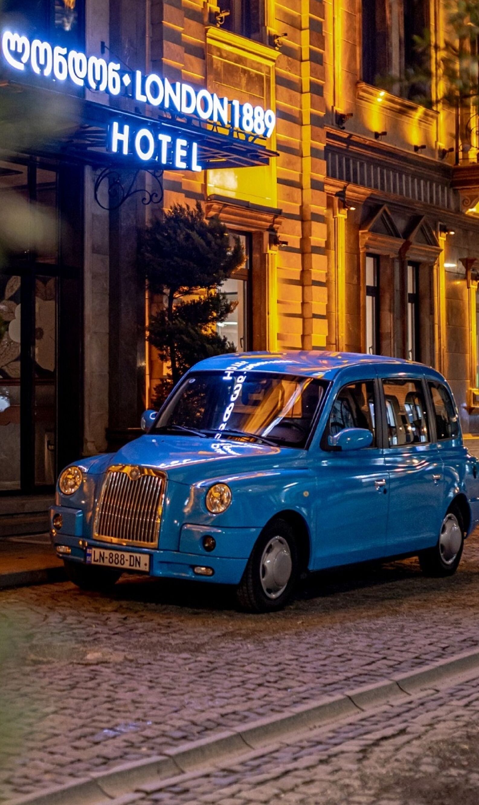 Photo - Hotel London 1889 & Casino