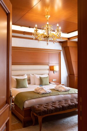 Presidential suite City view