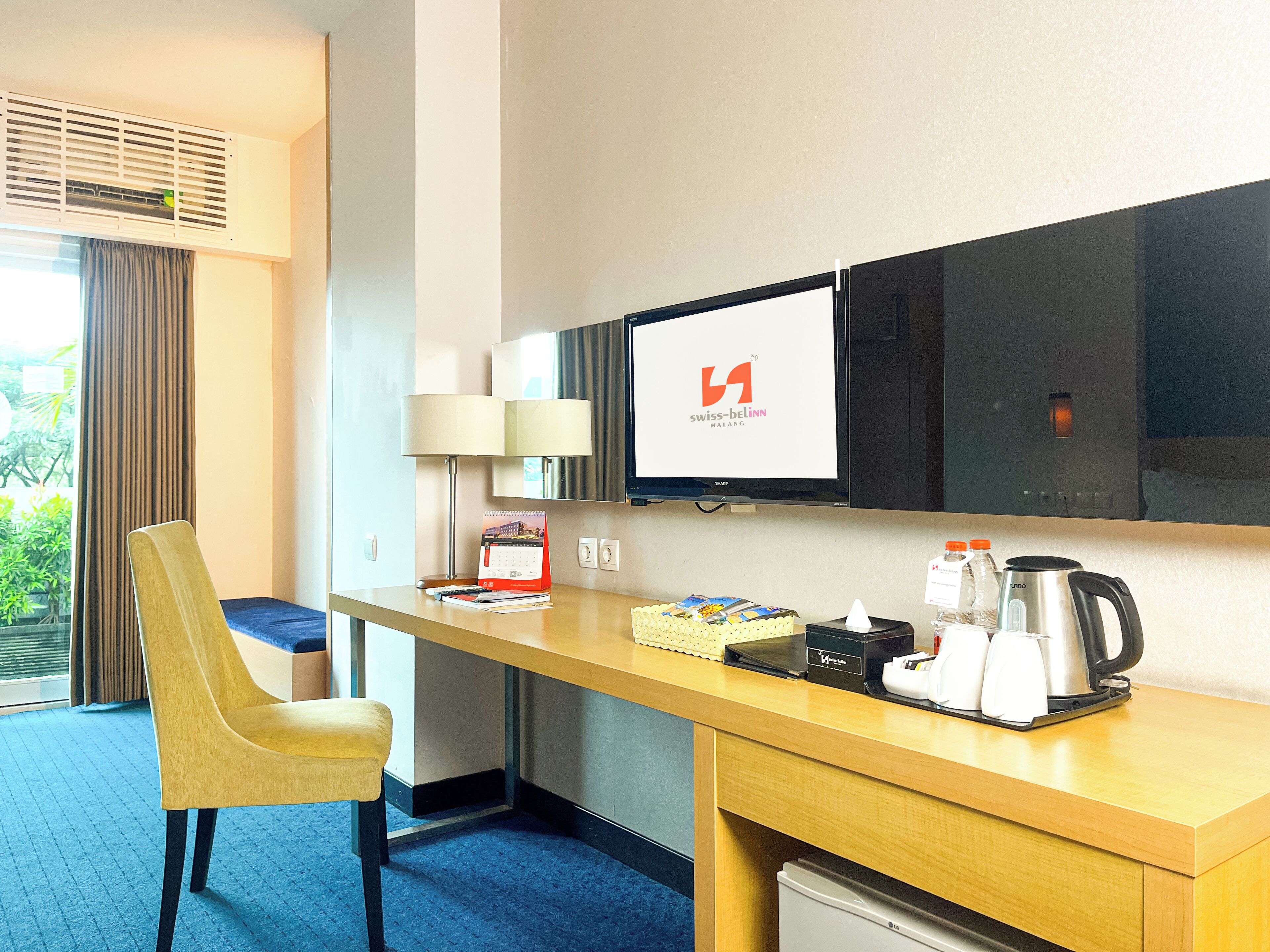 1 bedroom, in-room safe, desk, laptop workspace