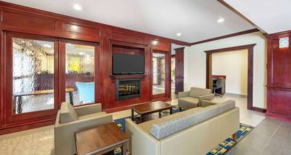 Best Western Plus Pratt