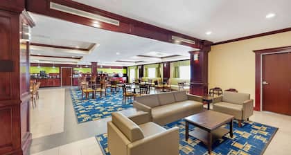 Best Western Plus Pratt