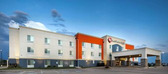 Best Western Plus Pratt