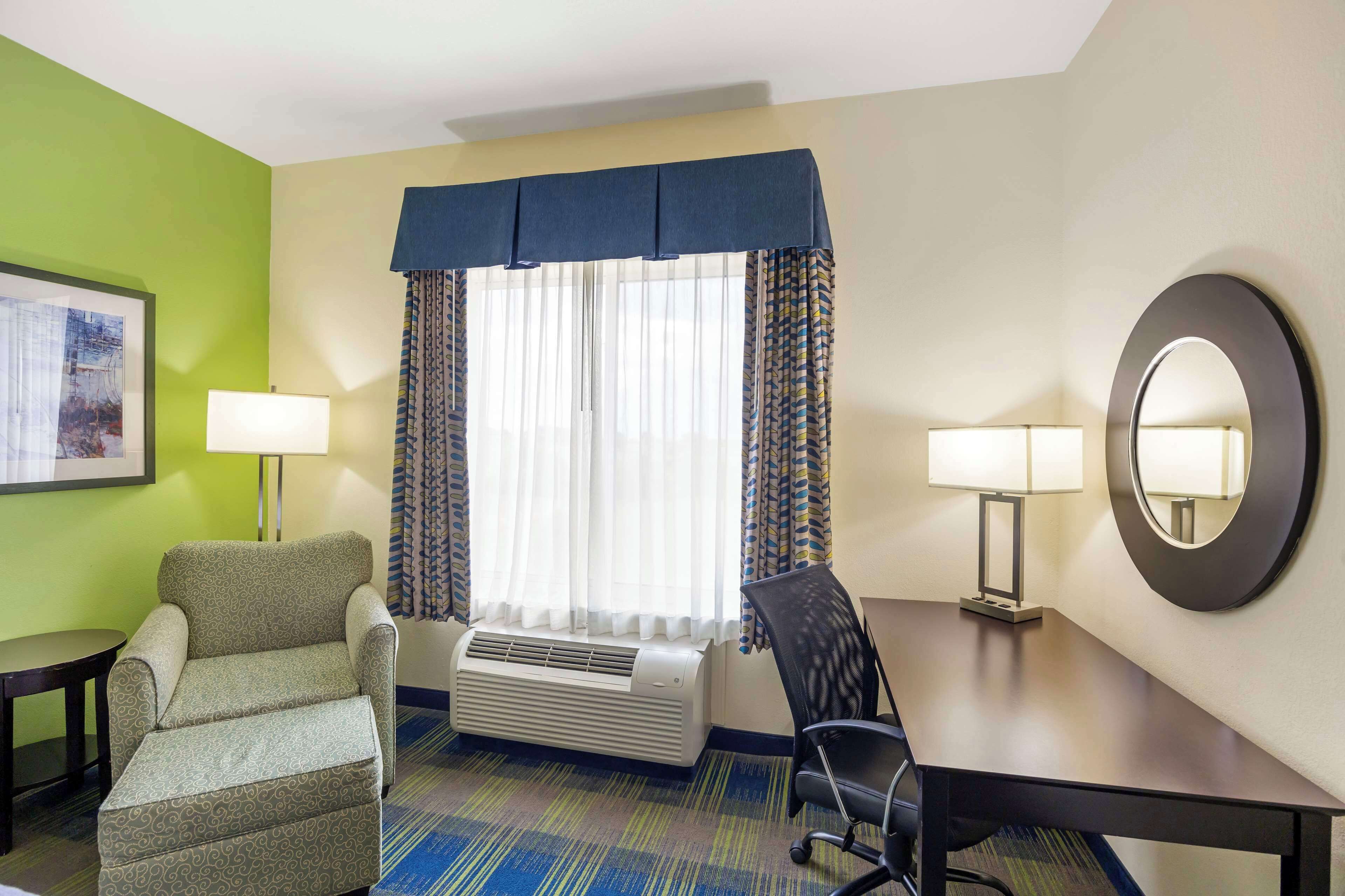 in-room safe, desk, laptop workspace, iron/ironing board