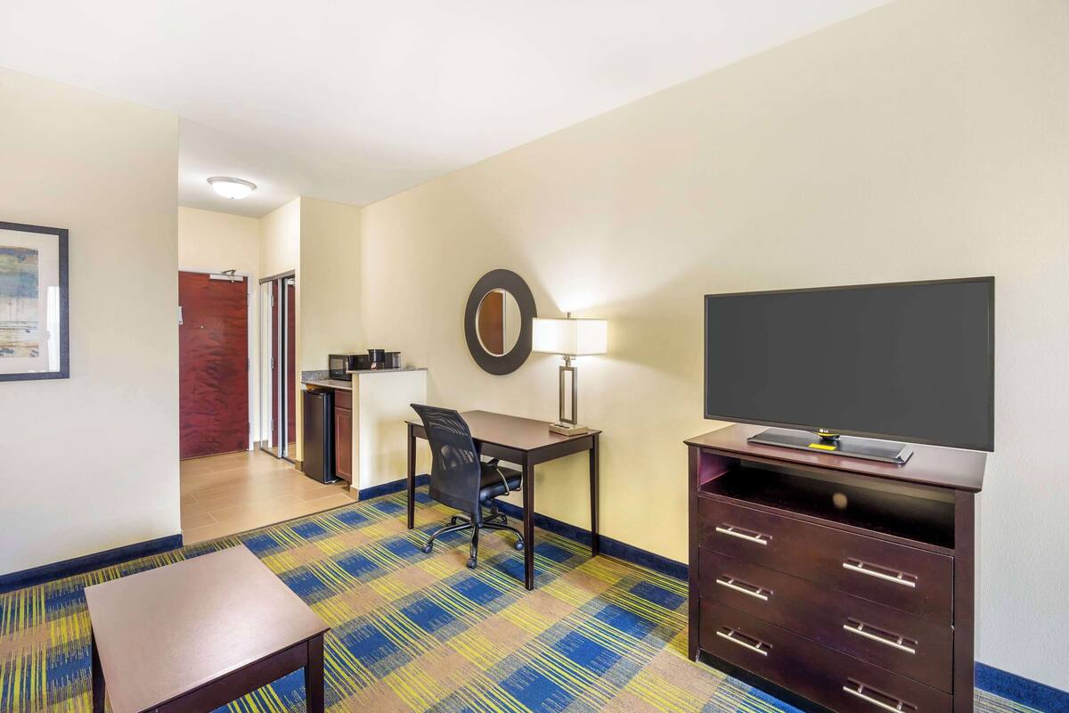 suite, multiple beds, non smoking, refrigerator & microwave (with sofabed) | in-room safe, desk, laptop workspace, iron/ironing board