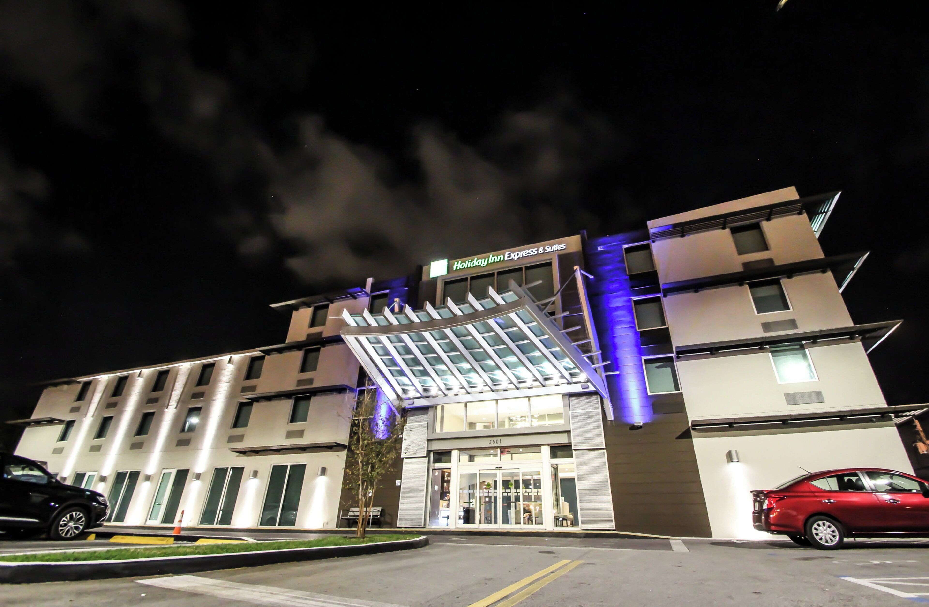 Photo - Holiday Inn Express & Suites Miami Airport East by IHG