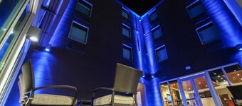 Holiday Inn Express & Suites Miami Airport East by IHG