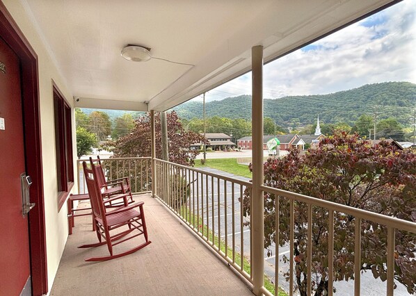 Exterior - Castlewood Inn (Maggie Valley)