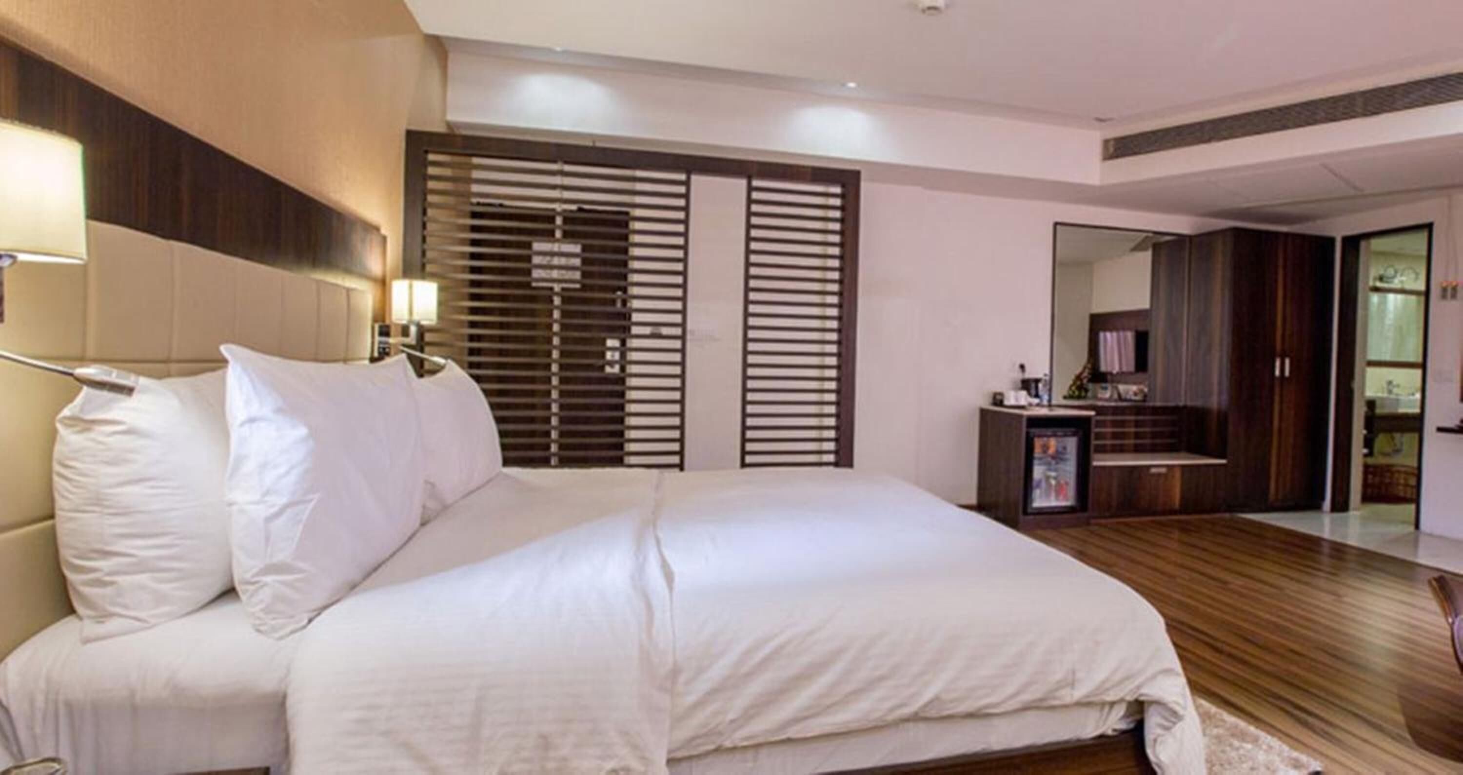 minibar, in-room safe, desk, iron/ironing board