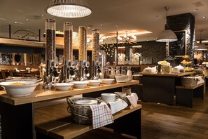 Petit déjeuner buffet compris tous les jours