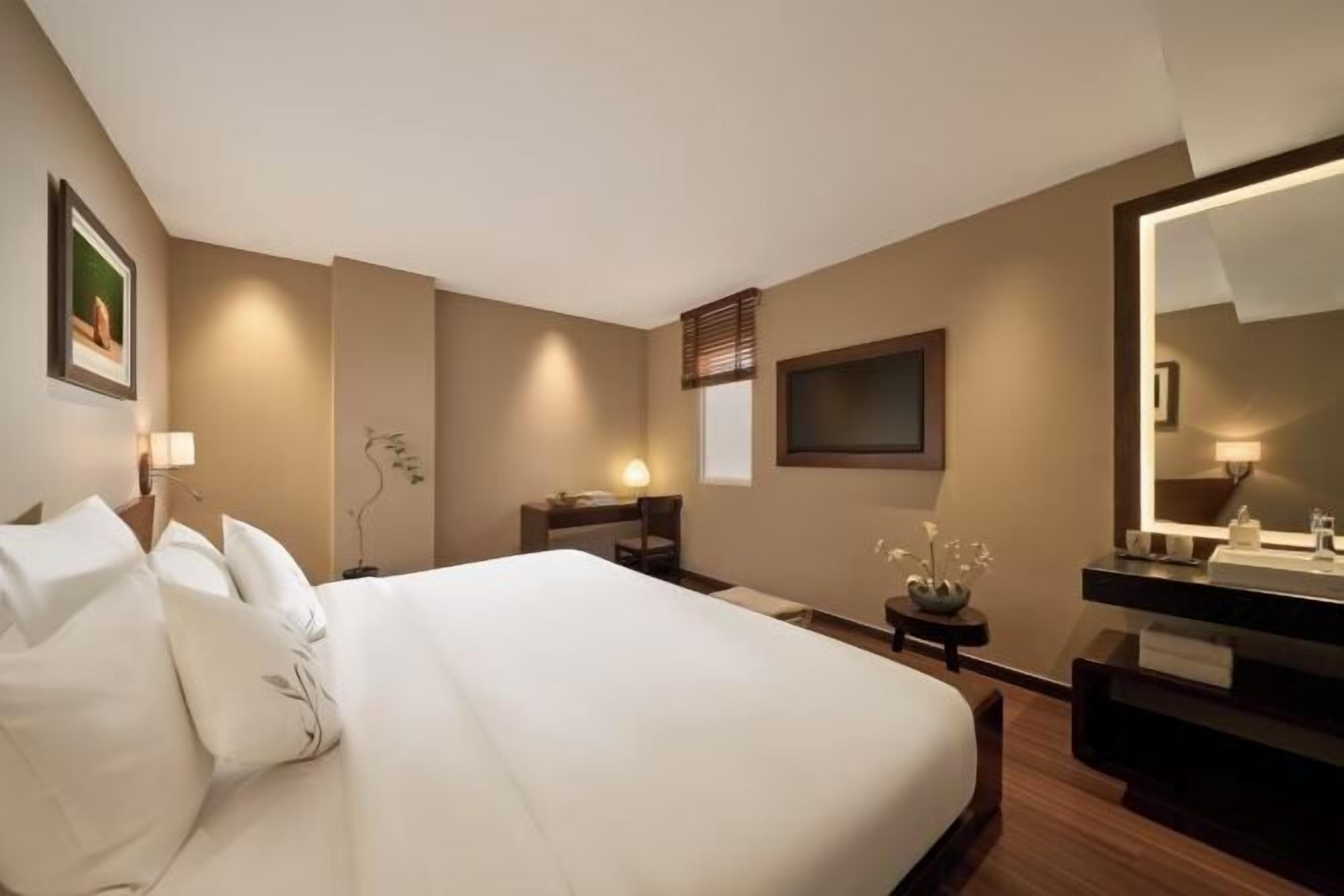 In-room safe, blackout drapes, free WiFi, bed sheets