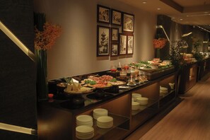 Daily buffet breakfast for a fee - Silverland Sakyo Hotel & Spa (Ho Chi Minh City)