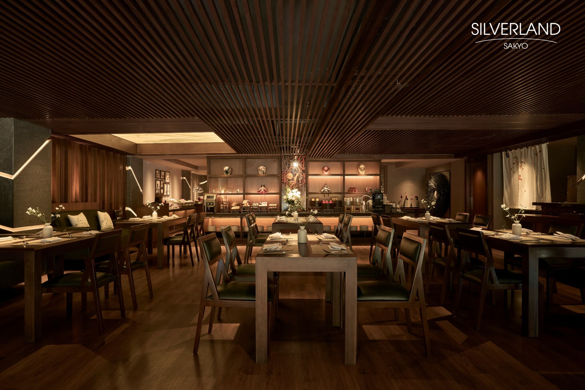 Breakfast, lunch, dinner served; Japanese cuisine 