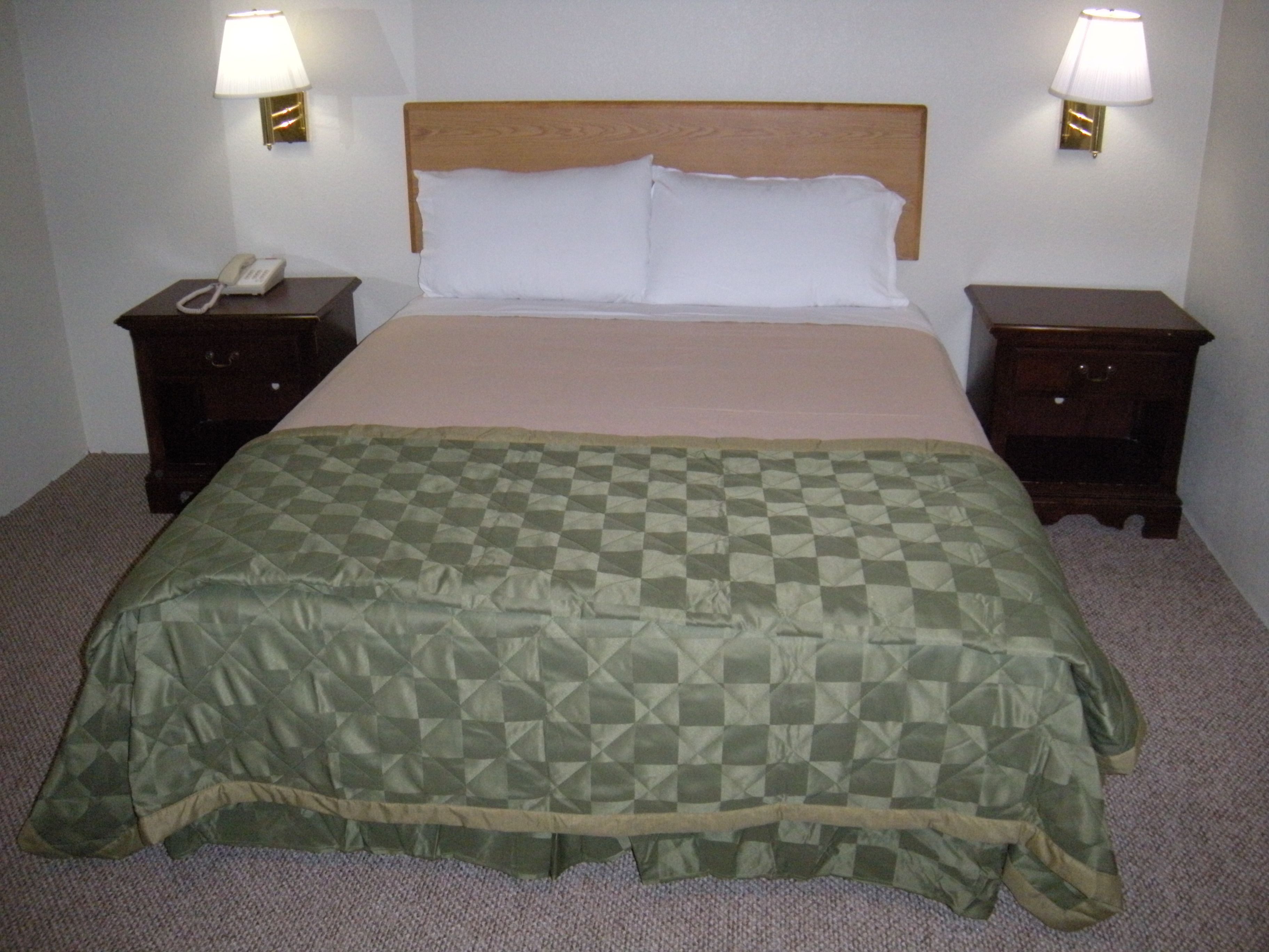 Standard Room | Free WiFi, bed sheets