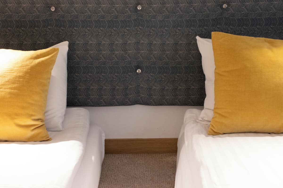 Standard Double or Twin Room, Shared Bathroom, Courtyard Area | Premium bedding, desk, iron/ironing board (on request), WiFi (free)