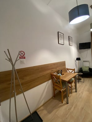 Comfort Double Room, Courtyard (with private bathroom)