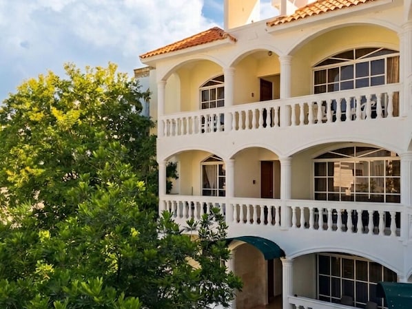 واجهة المنشأة