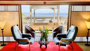 Quarto superior, banheiro privativo, vista para o oceano | Roupas de cama premium, cofres nos quartos, escrivaninha