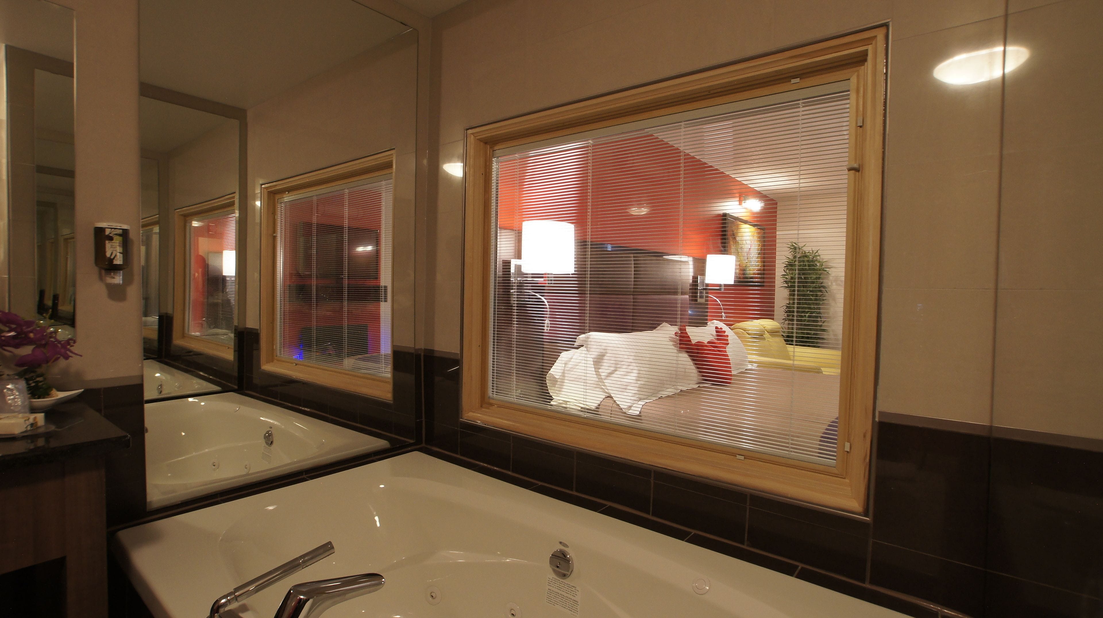 king bed jacuzzi premium suite | jetted bathtub