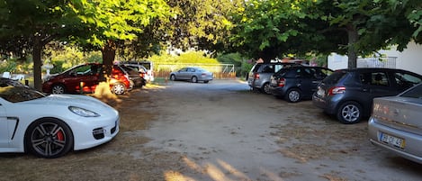 Parking gratuit
