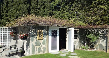 The Stone Hedge B&B
