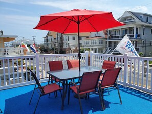 Terrace/patio - The Coral Sands Motel (Ocean City)