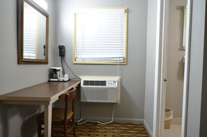 Standard Room, 2 Queen Beds