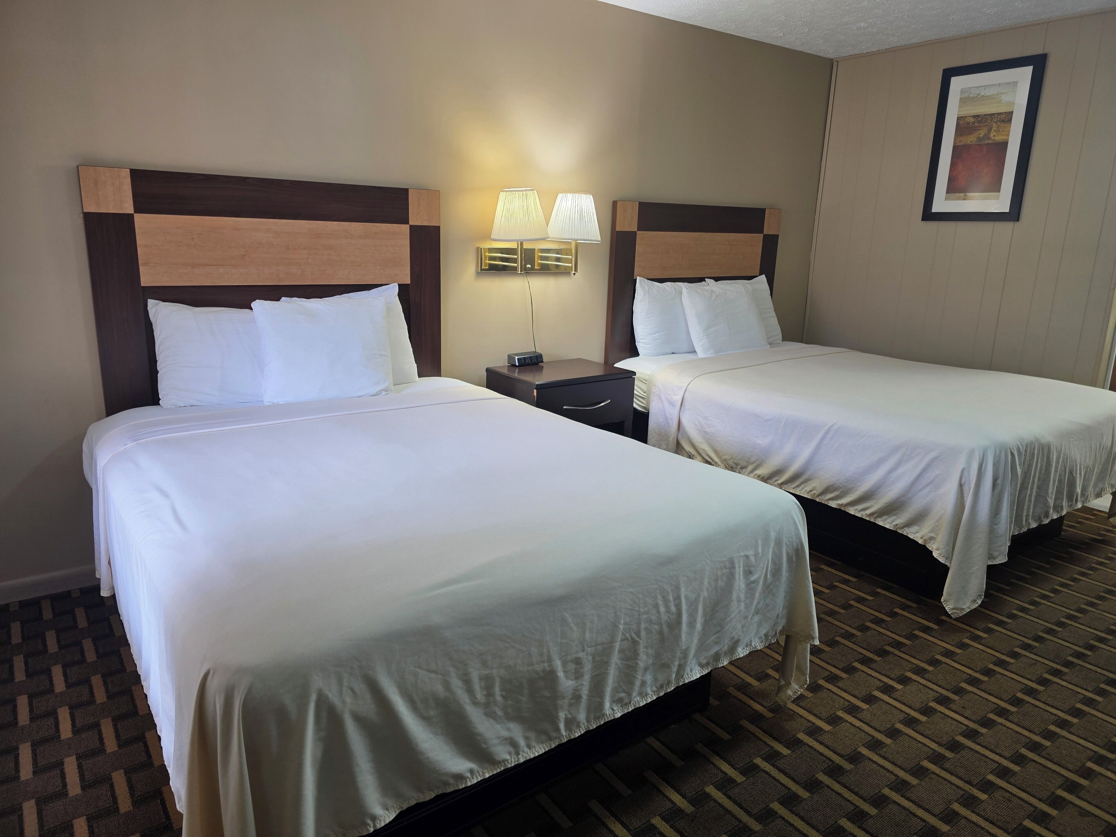 基础客房 | 办公桌、笔记本电脑工作区、免费 WiFi、床单