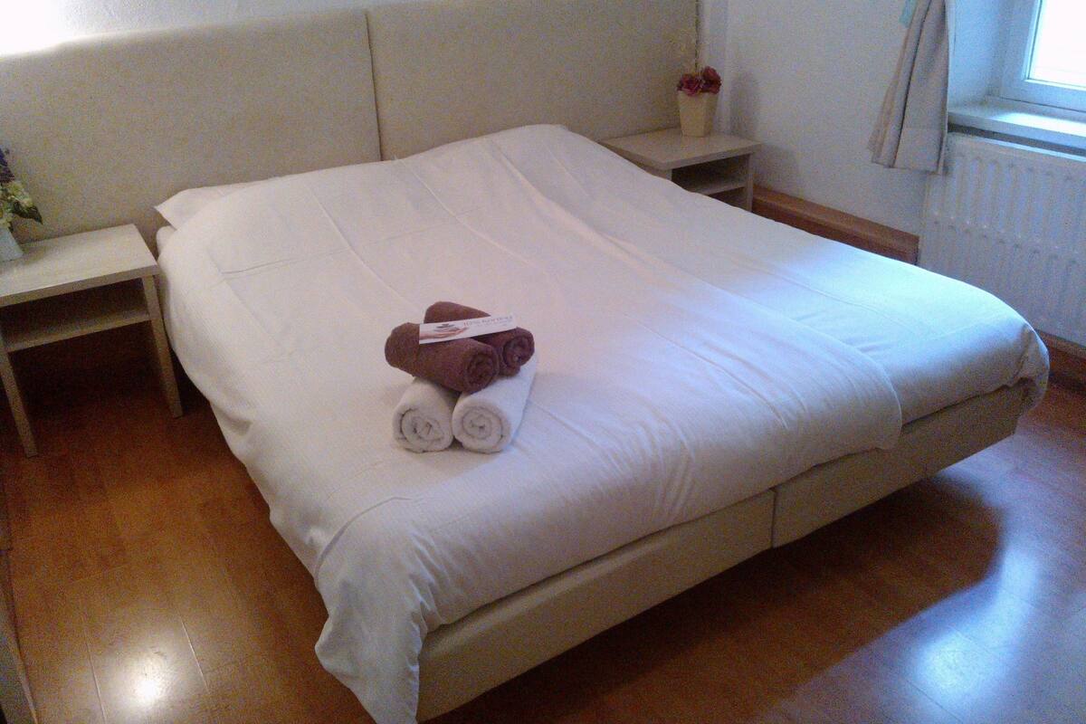 Double Room | Free WiFi