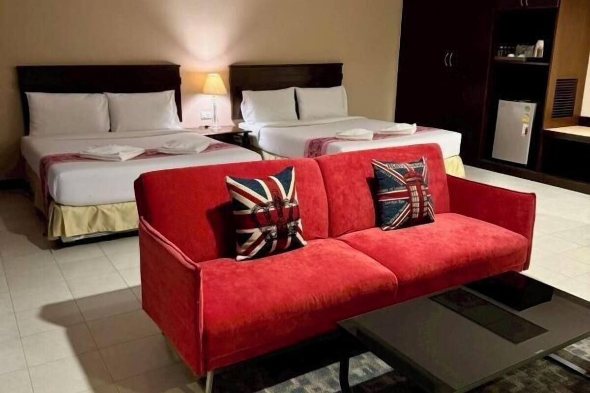 Desk, free WiFi, bed sheets