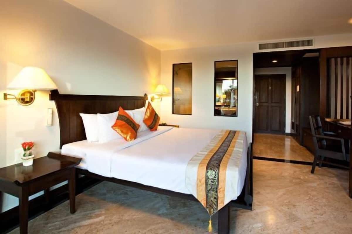 1 bedroom, minibar, in-room safe, free WiFi