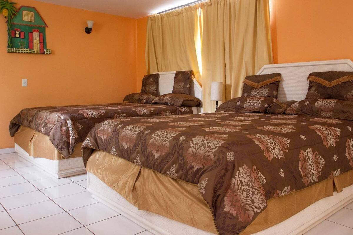 Comfort Double Room, 1 Bedroom, Non Smoking, Garden View | In-room safe, individually decorated, individually furnished, desk